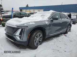 ✅ 2023 Cadillac LYRIQ AWD Luxury • VIN: 1GYKPPRL6PZ003222 • Lot: 88325585. Wystawiony na Copart z przebiegiem 14 730 mil. Bezpłatny archiwum sprzedaży aukcyjnych z USA i szczegółowy raport historii pojazdu na DreamBid. Zdjęcie 1.