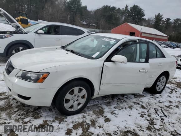 ✅ 2008 Hyundai Sonata GLS • VIN: 5NPET46C88H322955 • Лот: 87169544. Опубликован ранее на Copart с пробегом 99 252 миль. Бесплатный доступ к архиву аукционных продаж из США и подробный отчёт об истории автомобиля на DreamBid. Изображение 1.