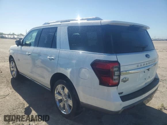 ✅ 2023 Ford Expedition • VIN: 1FMJU1N81PEA35748 • Лот: 81080334. Опубликован ранее на Copart с пробегом 9 039 миль. Бесплатный доступ к архиву аукционных продаж из США и подробный отчёт об истории автомобиля на DreamBid. Изображение 2.