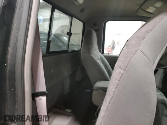 ✅ 2002 Mazda B-Series DS • VIN: 4F4YR12U42TM24076 • Lot: 43999065. Listed on Copart with 153,375 mi. Free auction sales archive from the USA and detailed vehicle history report at DreamBid. Image 10.