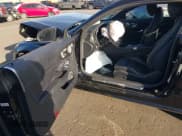 ✅ 2023 Mercedes-Benz C 300 • VIN: W1KWJ8DB3PG119749 • Lot: 41625733. Wystawiony na IAAI z przebiegiem 13 281 mil. Bezpłatny archiwum sprzedaży aukcyjnych z USA i szczegółowy raport historii pojazdu na DreamBid. Zdjęcie 5.