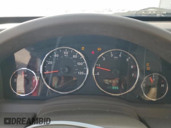 ✅ 2009 Jeep Liberty Limited • VIN: 1J8GN58K89W504379 • Lot: 82719295. Listed on Copart with 185,886 mi. Free auction sales archive from the USA and detailed vehicle history report at DreamBid. Image 9.