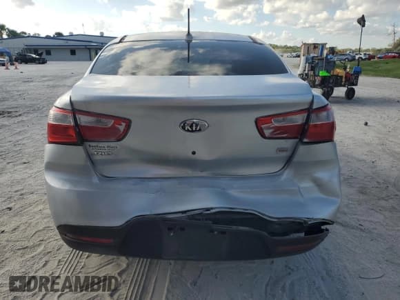 ✅ 2013 Kia Rio LX • VIN: KNADM4A30D6296384 • Lot: 82692675. Listed on Copart with 171,701 mi. Free auction sales archive from the USA and detailed vehicle history report at DreamBid. Image 6.