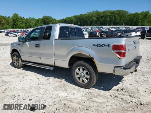 ✅ 2013 Ford F-150 XL • VIN: 1FTFX1EF1DFB25701 • Лот: 58854965. Опубликован ранее на Copart с пробегом 223 697 миль. Бесплатный доступ к архиву аукционных продаж из США и подробный отчёт об истории автомобиля на DreamBid. Изображение 2.