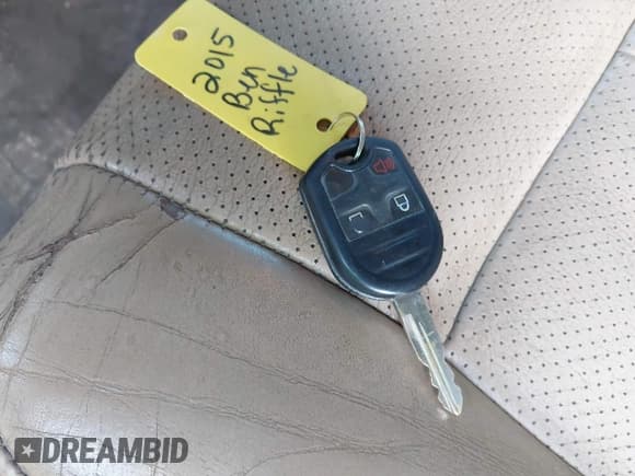 ✅ 2011 Ford F-150 XL • VIN: 1FTFW1EF9BFA30173 • Lot: 42780192. Listed on IAAI with 258,725 mi. Free auction sales archive from the USA and detailed vehicle history report at DreamBid. Image 11.