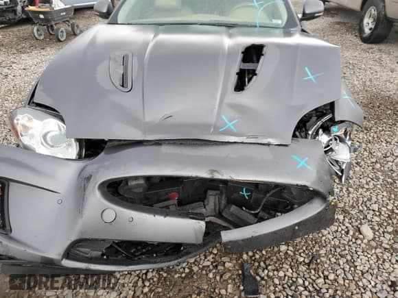 ✅ 2011 Jaguar XK XKR • VIN: SAJWA4EC6BMB39972 • Lot: 70690864. Wystawiony na Copart z przebiegiem 98 364 mil. Bezpłatny archiwum sprzedaży aukcyjnych z USA i szczegółowy raport historii pojazdu na DreamBid. Zdjęcie 11.