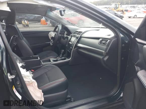 2016 Toyota Camry SE with VIN 4T1BF1FK2GU118278, listed as a IAAI auction lot 43394902 with 196,431 mi miles and . Bid and sale history available at DreamBid. Image 5.