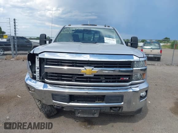 ✅ 2015 Chevrolet Silverado 2500HD LTZ • VIN: 1GC1KWEG0FF172722 • Лот: 42666210. Опубликован ранее на IAAI с пробегом 92 699 миль. Бесплатный доступ к архиву аукционных продаж из США и подробный отчёт об истории автомобиля на DreamBid. Изображение 13.
