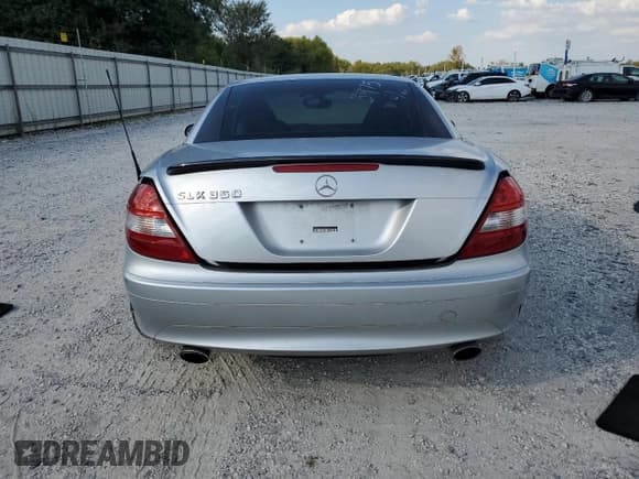 ✅ 2005 Mercedes-Benz SLK 230/320 • VIN: WDBWK56F45F023975 • Lot: 81943925. Wystawiony na Copart z przebiegiem 81 265 mil. Bezpłatny archiwum sprzedaży aukcyjnych z USA i szczegółowy raport historii pojazdu na DreamBid. Zdjęcie 6.