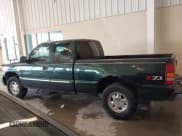 ✅ 2003 GMC Sierra 1500 SLT • VIN: 2GTEK19T531227955 • Lot: 43667157. Listed on IAAI with 320,993 mi. Free auction sales archive from the USA and detailed vehicle history report at DreamBid. Image 14.