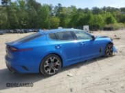 ✅ 2018 Kia Stinger GT • VIN: KNAE35LC1J6015750 • Lot: 55161735. Wystawiony na Copart z przebiegiem 134 520 mil. Bezpłatny archiwum sprzedaży aukcyjnych z USA i szczegółowy raport historii pojazdu na DreamBid. Zdjęcie 3.