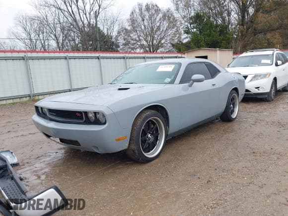 ✅ 2009 Dodge Challenger R/T • VIN: 2B3LJ54TX9H526495 • Lot: 41408708. Wystawiony na IAAI z przebiegiem 147 835 mil. Bezpłatny archiwum sprzedaży aukcyjnych z USA i szczegółowy raport historii pojazdu na DreamBid. Zdjęcie 17.