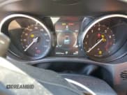 ✅ 2019 Jaguar F-Pace 25t • VIN: SADCS2FX2KA602035 • Lot: 52404845. Wystawiony na Copart z przebiegiem 104 972 mil. Bezpłatny archiwum sprzedaży aukcyjnych z USA i szczegółowy raport historii pojazdu na DreamBid. Zdjęcie 9.