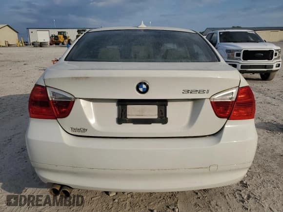 ✅ 2007 BMW 3 Series 328i • VIN: WBAVA33537KX72824 • Lot: 53803445. Listed on Copart with Not provided. Free auction sales archive from the USA and detailed vehicle history report at DreamBid. Image 6.