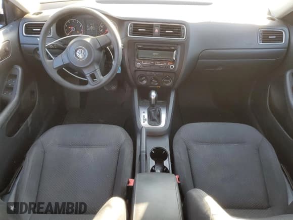 ✅ 2014 Volkswagen Jetta S • VIN: 3VW2K7AJ2EM304242 • Lot: 78650074. Listed on Copart with 145,347 mi. Free auction sales archive from the USA and detailed vehicle history report at DreamBid. Image 8.