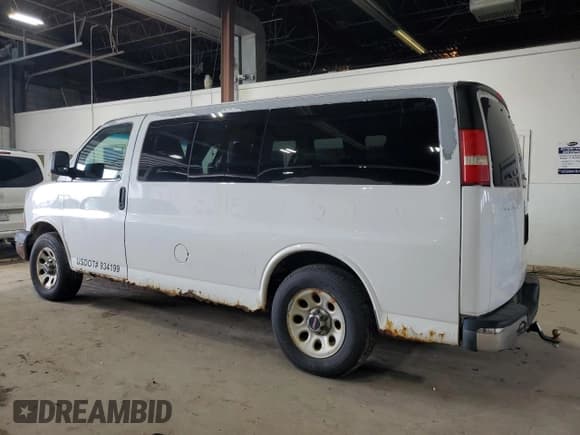 ✅ 2011 GMC Savana 1LT • VIN: 1GKS8CF41B1190695 • Lot: 67972725. Wystawiony na Copart z przebiegiem 365 328 mil. Bezpłatny archiwum sprzedaży aukcyjnych z USA i szczegółowy raport historii pojazdu na DreamBid. Zdjęcie 2.