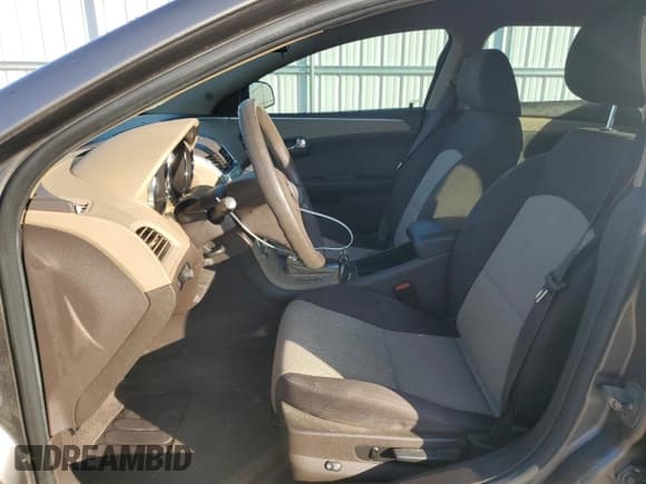 ✅ 2010 Chevrolet Malibu 1LS • VIN: 1G1ZB5EB2A4121947 • Lot: 77478804. Listed on Copart with 115,173 mi. Free auction sales archive from the USA and detailed vehicle history report at DreamBid. Image 7.