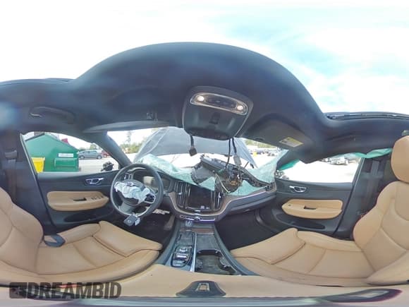 ✅ 2021 Volvo XC60 Inscription • VIN: YV4102RL4M1885877 • Lot: 71133575. Wystawiony na Copart z przebiegiem 49 024 mil. Bezpłatny archiwum sprzedaży aukcyjnych z USA i szczegółowy raport historii pojazdu na DreamBid. Zdjęcie 15.