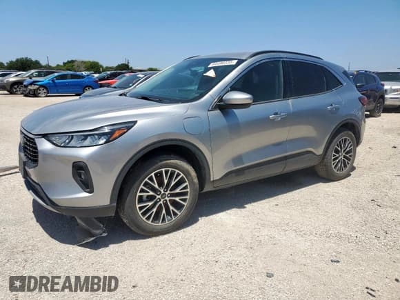 ✅ 2024 Ford Escape PHEV • VIN: 1FMCU0E1XRUA62882 • Лот: 64490335. Опубликован ранее на Copart с пробегом Не указан. Бесплатный доступ к архиву аукционных продаж из США и подробный отчёт об истории автомобиля на DreamBid. Изображение 1.