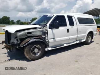 ✅ 2001 Ford F-250 • VIN: 3FTNX20F41MA05573 • Lot: 57443565. Wystawiony na Copart z przebiegiem 323 590 mil. Bezpłatny archiwum sprzedaży aukcyjnych z USA i szczegółowy raport historii pojazdu na DreamBid. Zdjęcie 1.