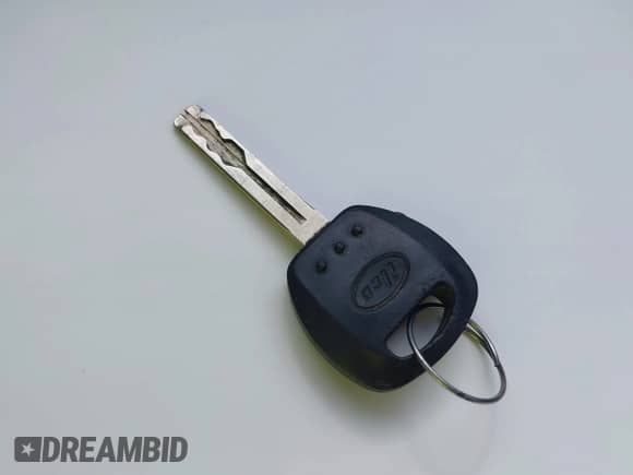 2006 Hyundai Azera SE с VIN KMHFC46F66A088989, выставлен на аукционе IAAI как лот 42213988 с пробегом 102 532 миль миль и . История ставок и продаж доступна на DreamBid. Изображение 11.