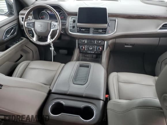 ✅ 2021 Chevrolet Suburban Z71 • VIN: 1GNSKDKD8MR308407 • Lot: 81198475. Listed on Copart with 133,077 mi. Free auction sales archive from the USA and detailed vehicle history report at DreamBid. Image 8.