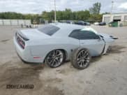 ✅ 2022 Dodge Challenger R/T Scat Pack • VIN: 2C3CDZFJ3NH160242 • Lot: 42449314. Wystawiony na Copart z przebiegiem 35 834 mil. Bezpłatny archiwum sprzedaży aukcyjnych z USA i szczegółowy raport historii pojazdu na DreamBid. Zdjęcie 3.