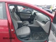 ✅ 2019 Hyundai Elantra SE • VIN: 5NPD74LF8KH493887 • Lot: 41824058. Listed on IAAI with 53,107 mi. Free auction sales archive from the USA and detailed vehicle history report at DreamBid. Image 5.