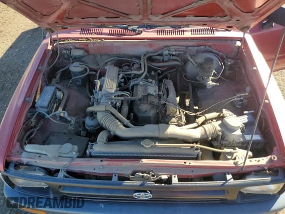 ✅ 1993 Toyota Pickup • VIN: 4TARN81A1PZ115030 • Lot: 90367835. Listed on Copart with 245,130 mi. Free auction sales archive from the USA and detailed vehicle history report at DreamBid. Image 11.