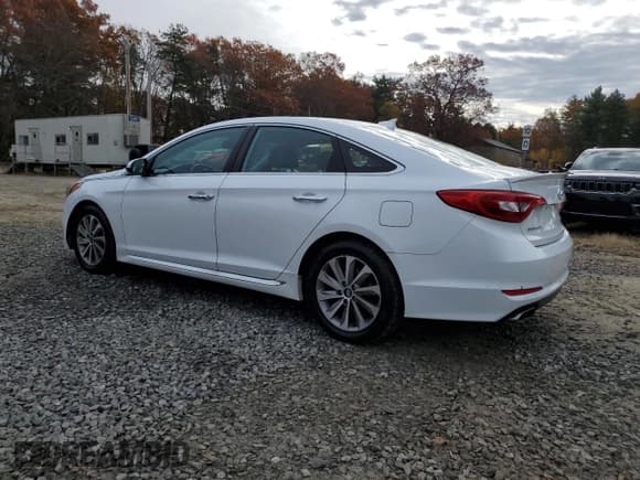 ✅ 2015 Hyundai Sonata Sport • VIN: 5NPE34AF9FH058689 • Лот: 91627315. Опубликован ранее на Copart с пробегом 147 613 миль. Бесплатный доступ к архиву аукционных продаж из США и подробный отчёт об истории автомобиля на DreamBid. Изображение 2.