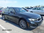 ✅ 2025 BMW 3 Series 330i xDrive • VIN: 3MW89CW02S8F30817 • Lot: 42783106. Wystawiony na IAAI z przebiegiem 9 630 mil. Bezpłatny archiwum sprzedaży aukcyjnych z USA i szczegółowy raport historii pojazdu na DreamBid. Zdjęcie 1.