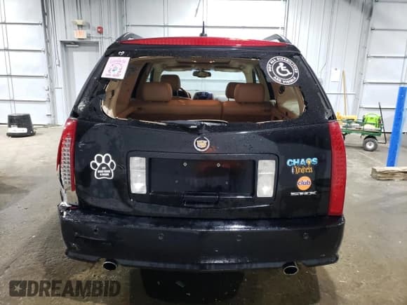 ✅ 2006 Cadillac SRX • VIN: 1GYEE637760122828 • Lot: 55697554. Listed on Copart with 152,275 mi. Free auction sales archive from the USA and detailed vehicle history report at DreamBid. Image 6.