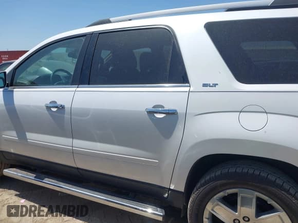 ✅ 2017 GMC Acadia Limited • VIN: 1GKKRSKD0HJ201966 • Lot: 41993014. Listed on IAAI with 74,511 mi. Free auction sales archive from the USA and detailed vehicle history report at DreamBid. Image 14.