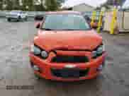 ✅ 2012 Chevrolet Sonic LT • VIN: 1G1JC6SH3C4150403 • Lot: 75827284. Wystawiony na Copart z przebiegiem 151 843 mil mil. Skorzystaj z bezpłatnego archiwum sprzedaży aukcyjnych z USA i zobacz szczegółowy raport historii pojazdu na DreamBid. Zdjęcie 5.