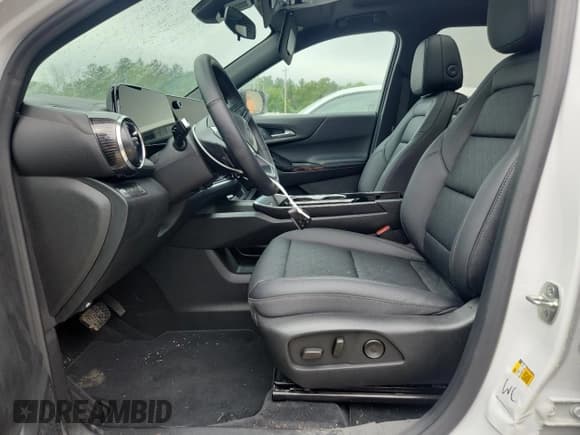 ✅ 2025 Chevrolet Equinox AWD LT • VIN: 3GNAXPEG3SL290536 • Lot: 69200715. Wystawiony na Copart z przebiegiem 2 483 mil. Bezpłatny archiwum sprzedaży aukcyjnych z USA i szczegółowy raport historii pojazdu na DreamBid. Zdjęcie 12.