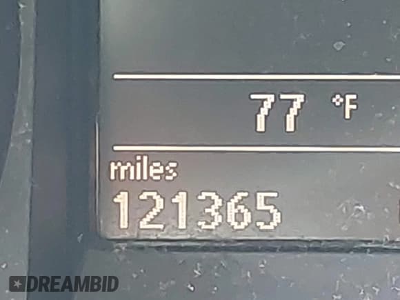 ✅ 2012 Volkswagen Golf GTI w/Conv & Sunroof • VIN: WVWEV7AJ2CW259338 • Lot: 42123333. Listed on IAAI with 121,365 mi. Free auction sales archive from the USA and detailed vehicle history report at DreamBid. Image 12.