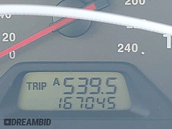 2001 Honda Accord EX с VIN 1HGCG22581A016294, выставлен на аукционе IAAI как лот 42651031 с пробегом 167 045 миль миль и . История ставок и продаж доступна на DreamBid. Изображение 16.