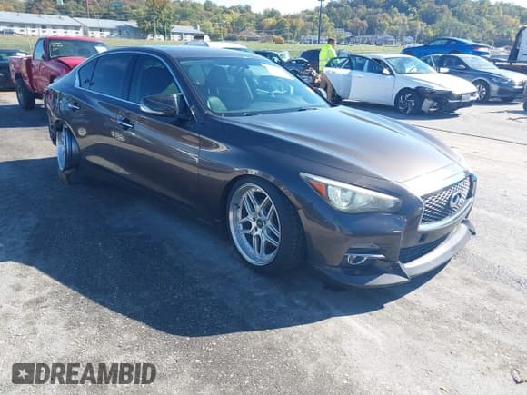 ✅ 2014 Infiniti Q50 Premium • VIN: JN1BV7AP3EM680025 • Lot: 43559135. Wystawiony na IAAI z przebiegiem 119 301 mil. Bezpłatny archiwum sprzedaży aukcyjnych z USA i szczegółowy raport historii pojazdu na DreamBid. Zdjęcie 1.