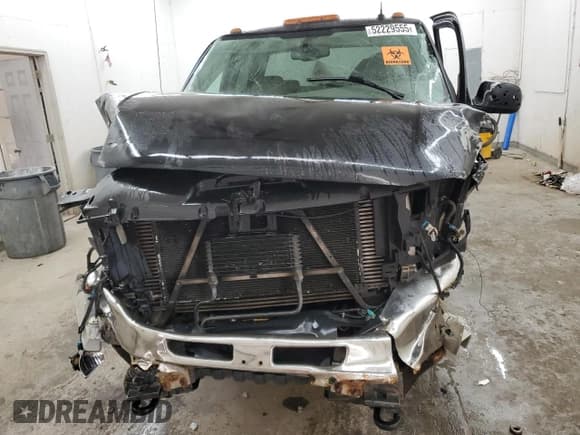 ✅ 2004 GMC Sierra 2500HD SLT • VIN: 1GTHK23234F205868 • Lot: 52229555. Wystawiony na Copart z przebiegiem 199 595 mil. Bezpłatny archiwum sprzedaży aukcyjnych z USA i szczegółowy raport historii pojazdu na DreamBid. Zdjęcie 5.