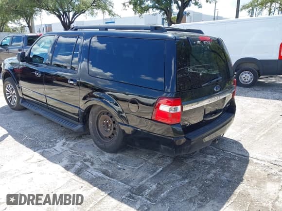 ✅ 2017 Ford Expedition Max XLT • VIN: 1FMJK1HT4HEA52826 • Lot: 43316990. Wystawiony na IAAI z przebiegiem 173 265 mil. Bezpłatny archiwum sprzedaży aukcyjnych z USA i szczegółowy raport historii pojazdu na DreamBid. Zdjęcie 6.