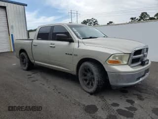 ✅ 2010 Dodge 1500 SLT • VIN: 1D7RV1CT2AS252798 • Lot: 55280445. Wystawiony na Copart z przebiegiem 251 270 mil. Bezpłatny archiwum sprzedaży aukcyjnych z USA i szczegółowy raport historii pojazdu na DreamBid. Zdjęcie 4.