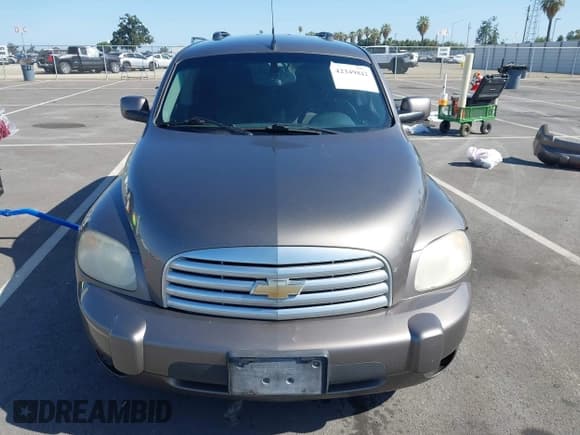 ✅ 2011 Chevrolet HHR 1LT • VIN: 3GNBABFWXBS514597 • Lot: 42349812. Listed on IAAI with 165,664 mi. Free auction sales archive from the USA and detailed vehicle history report at DreamBid. Image 13.