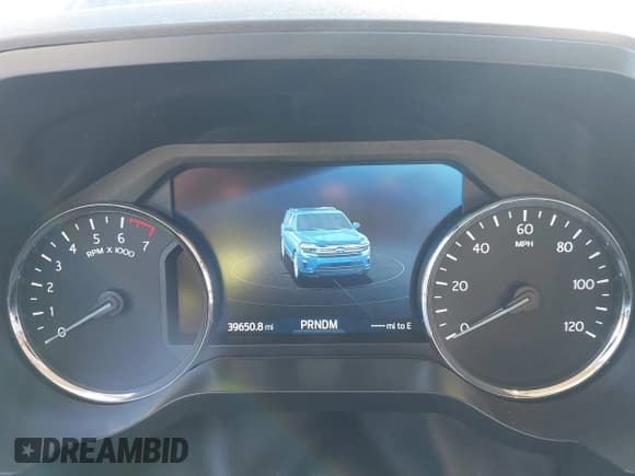 ✅ 2022 Ford Expedition XLT • VIN: 1FMJU1JT6NEA44050 • Lot: 43527237. Listed on IAAI with 39,650 mi. Free auction sales archive from the USA and detailed vehicle history report at DreamBid. Image 7.