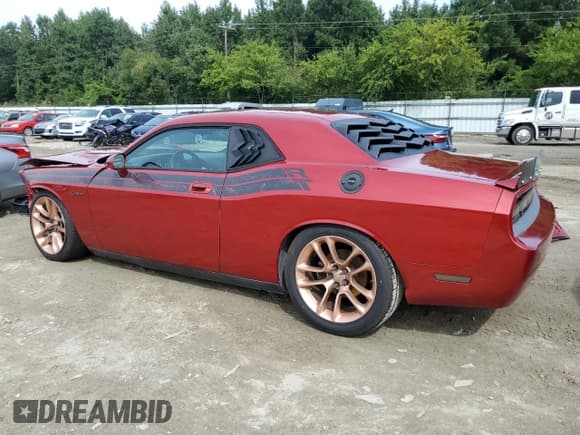 ✅ 2010 Dodge Challenger R/T Classic • VIN: 2B3CJ5DT9AH282651 • Лот: 72711874. Опубликован ранее на Copart с пробегом Не указан. Бесплатный доступ к архиву аукционных продаж из США и подробный отчёт об истории автомобиля на DreamBid. Изображение 2.