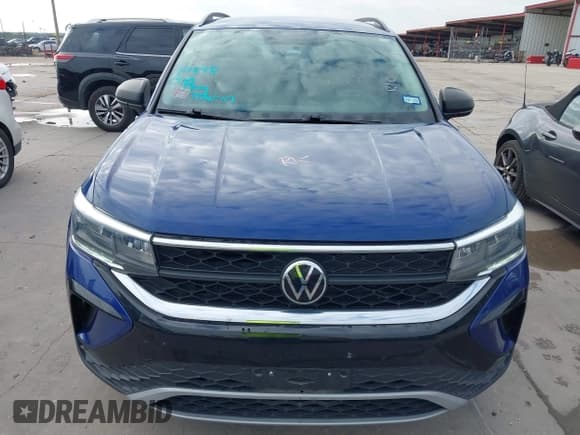 ✅ 2022 Volkswagen Taos S • VIN: 3VVCX7B2XNM049101 • Lot: 43172201. Listed on IAAI with 60,449 mi. Free auction sales archive from the USA and detailed vehicle history report at DreamBid. Image 13.