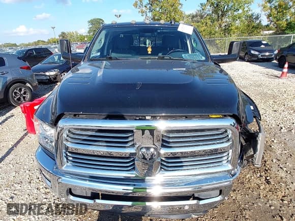 ✅ 2018 Ram 2500 Big Horn • VIN: 3C6UR5DJ8JG106725 • Lot: 43272073. Listed on IAAI with 131,115 mi. Free auction sales archive from the USA and detailed vehicle history report at DreamBid. Image 12.