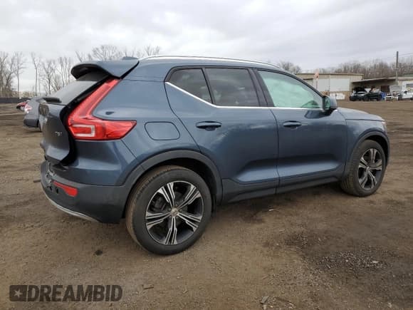 ✅ 2022 Volvo XC40 Inscription • VIN: YV4162UL3N2646788 • Lot: 47761135. Listed on Copart with 39,843 mi. Free auction sales archive from the USA and detailed vehicle history report at DreamBid. Image 3.