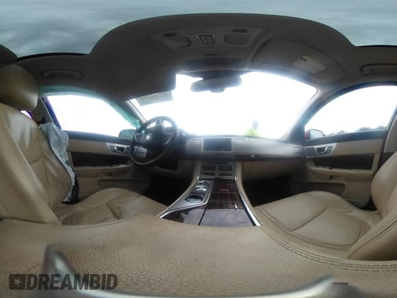 ✅ 2013 Jaguar XF RWD • VIN: SAJWA0E78D8S65741 • Лот: 42168388. Опубликован ранее на IAAI с пробегом Не указан. Бесплатный доступ к архиву аукционных продаж из США и подробный отчёт об истории автомобиля на DreamBid. Изображение 19.