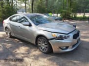 ✅ 2014 Kia Cadenza Premium • VIN: KNALN4D79E5148166 • Lot: 42601541. Wystawiony na IAAI z przebiegiem 187 744 mil. Bezpłatny archiwum sprzedaży aukcyjnych z USA i szczegółowy raport historii pojazdu na DreamBid. Zdjęcie 1.