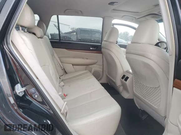 ✅ 2013 Subaru Outback Limited • VIN: 4S4BRBLC9D3270912 • Lot: 93324825. Listed on Copart with 197,233 mi. Free auction sales archive from the USA and detailed vehicle history report at DreamBid. Image 11.